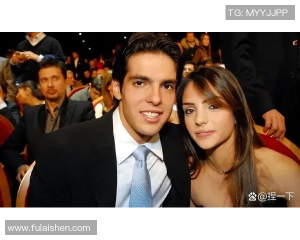 巴西足球传奇卡卡的辉煌生涯与对世界足球的影响分析