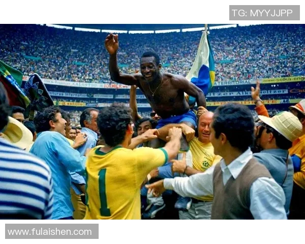 回顾足球传奇瞬间经典视频重温明星们的辉煌岁月与感动时刻