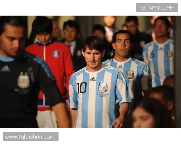 足球明星之间的复杂关系网络与互动分析图谱